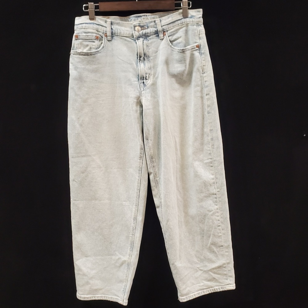 American Eagle Womens Stone Wash Barrel Leg Jeans Size 6 Short Blue 90s Preppy